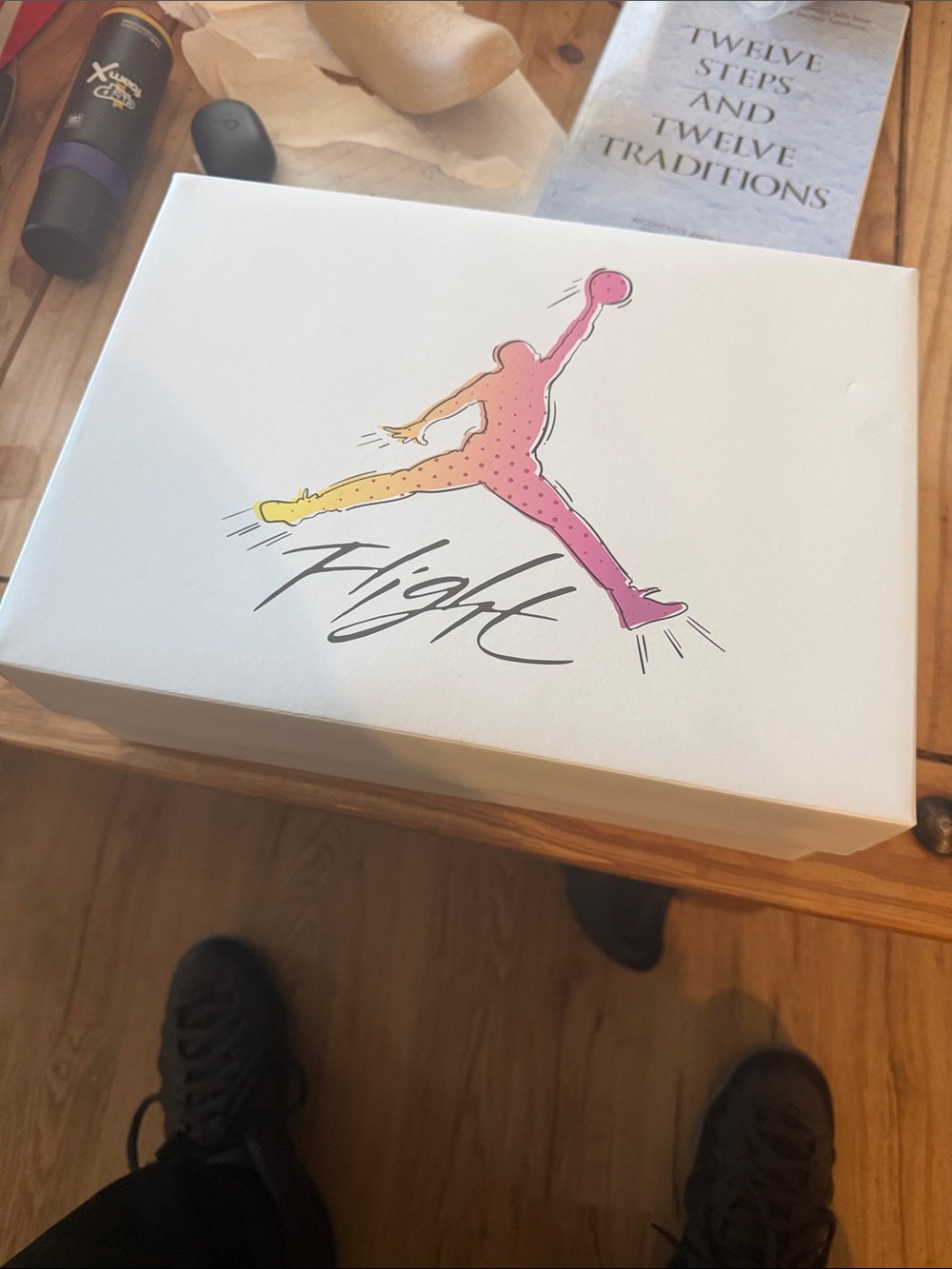 Size 7 GS Jordan “Comics” women’s brand new still in the box 📦
